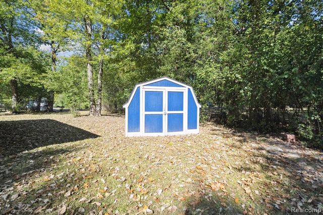 23330 Canfield Avenue, Farmington Hills, MI 48336