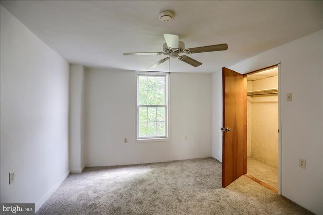 21 E ALLEN STREET, Mechanicsburg, PA 17055