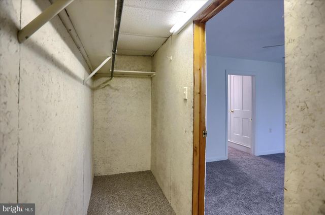 21 E ALLEN STREET, Mechanicsburg, PA 17055