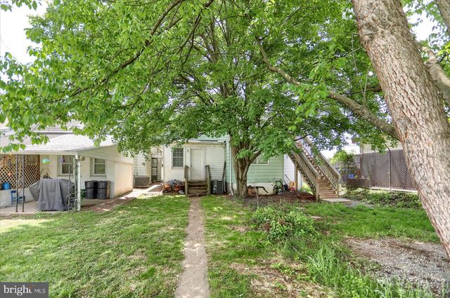 21 E ALLEN STREET, Mechanicsburg, PA 17055