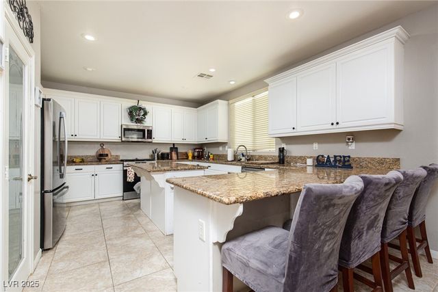 6513 Diamond Point Court, North Las Vegas, NV 89084