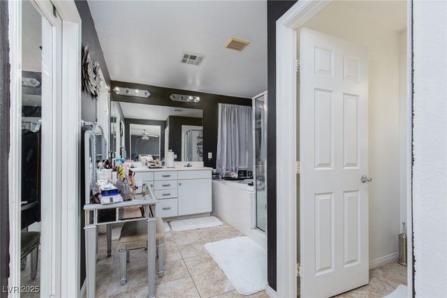 6513 Diamond Point Court, North Las Vegas, NV 89084