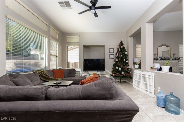 6513 Diamond Point Court, North Las Vegas, NV 89084