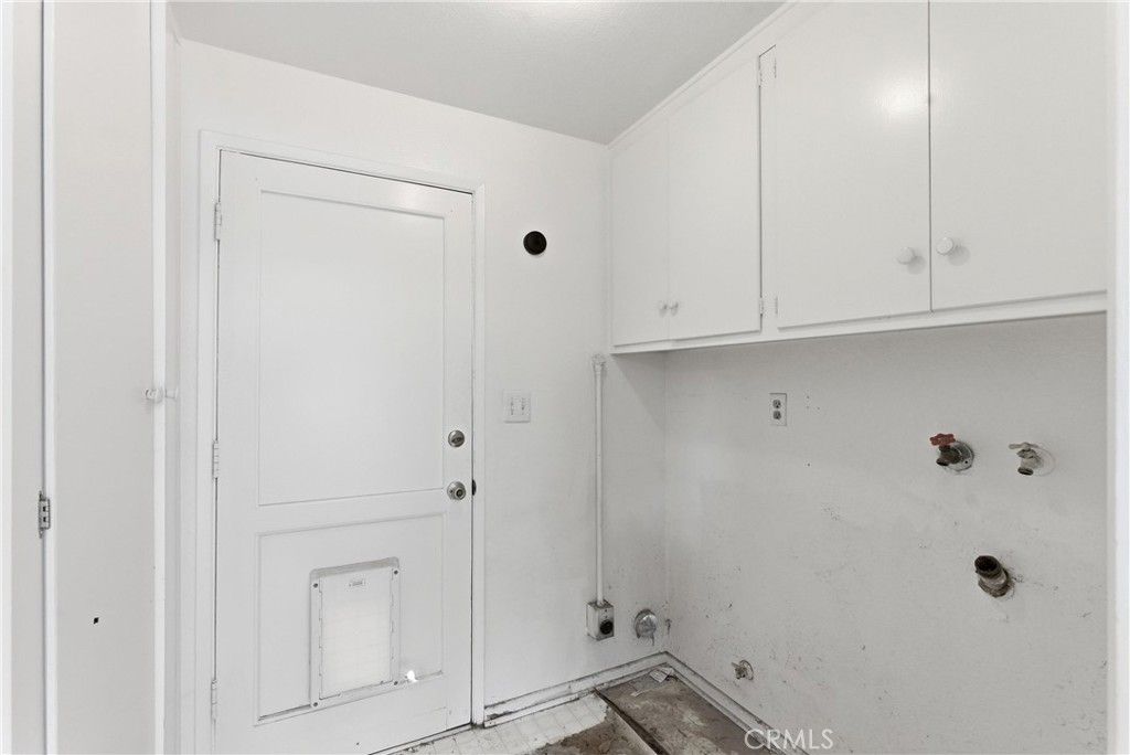 Image 14 of property listing at 1732 Missouri, Costa Mesa, CA 92626