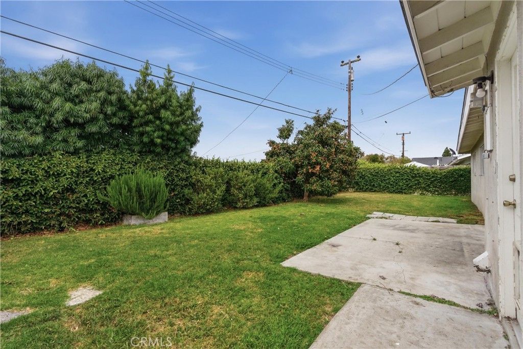 Image 18 of property listing at 1732 Missouri, Costa Mesa, CA 92626