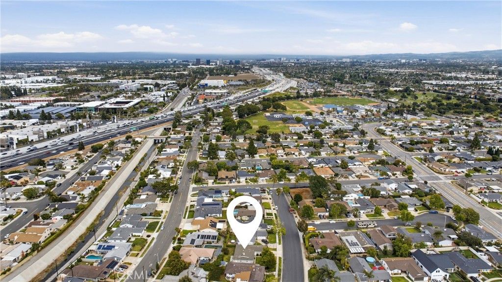 Image 33 of property listing at 1732 Missouri, Costa Mesa, CA 92626