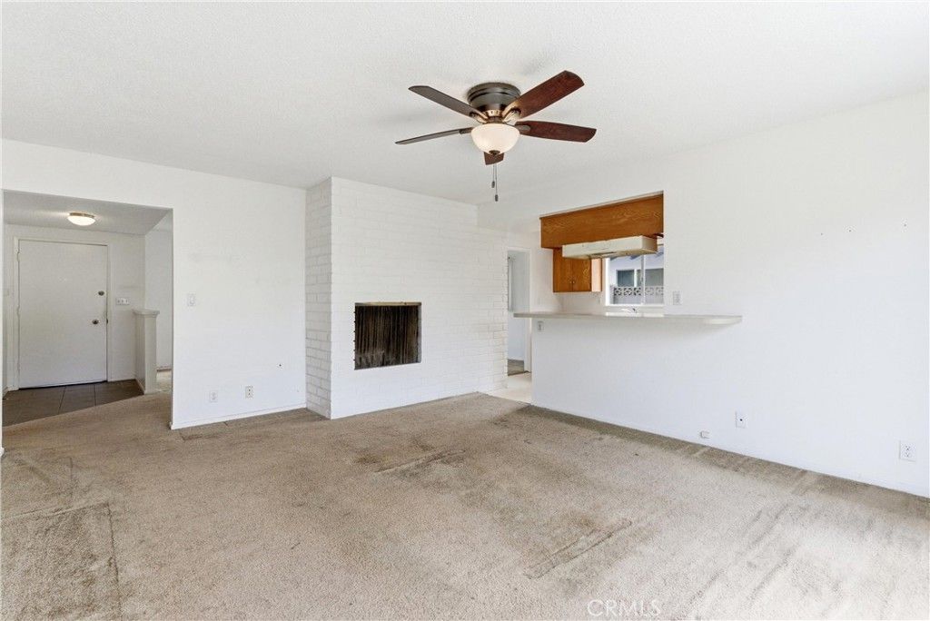 Image 8 of property listing at 1732 Missouri, Costa Mesa, CA 92626