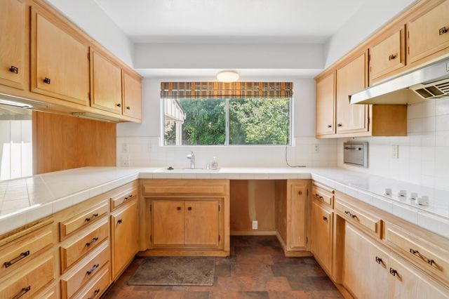 2138 Marchita Way, Carmichael, CA 95608