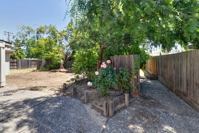 2138 Marchita Way, Carmichael, CA 95608