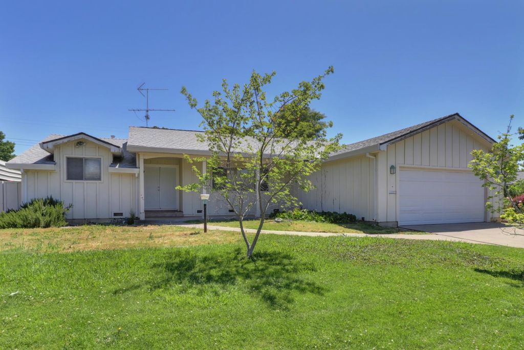 2138 Marchita Way, Carmichael, CA 95608