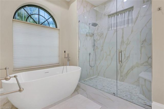 18530 Cypress Haven DR, Fort Myers, FL 33908