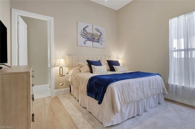 18530 Cypress Haven DR, Fort Myers, FL 33908