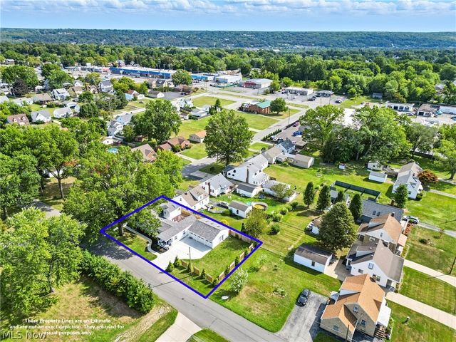 2001 Brownlee Avenue, Youngstown, OH 44514