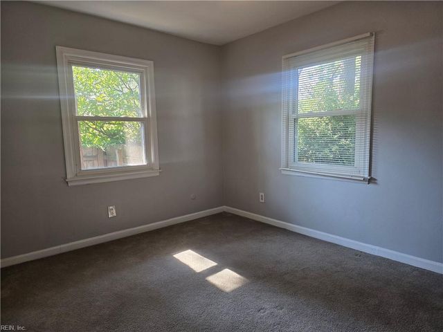900 Bailey PL, Portsmouth, VA 23701