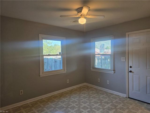 900 Bailey PL, Portsmouth, VA 23701