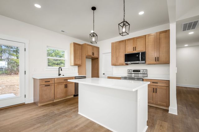 4151 Asbury Road, Manchester, TN 37355