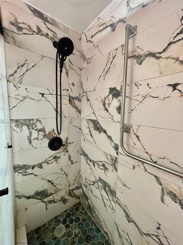 4001 Hillcrest Dr 609, Hollywood, FL 33021