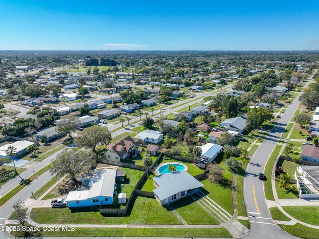 1090 Bianca Drive NE, Palm Bay, FL 32905