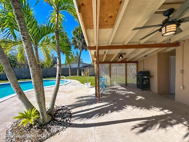 1090 Bianca Drive NE, Palm Bay, FL 32905