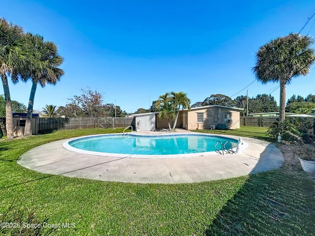 1090 Bianca Drive NE, Palm Bay, FL 32905