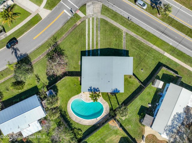 1090 Bianca Drive NE, Palm Bay, FL 32905