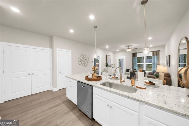 92 Maple Trail, Dawsonville, GA 30534