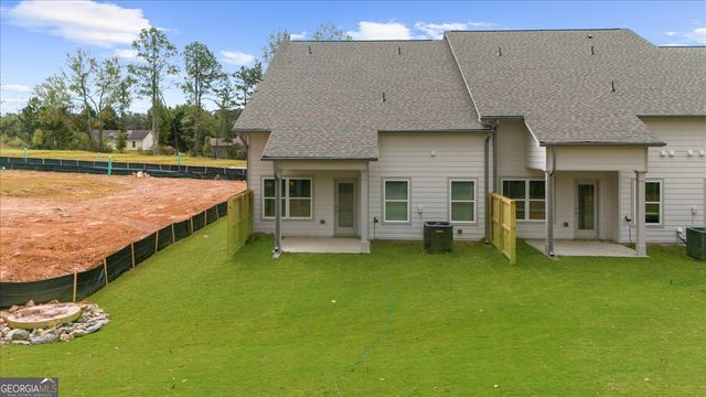 92 Maple Trail, Dawsonville, GA 30534