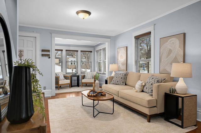 4331 Pillsbury Avenue S, Minneapolis, MN 55409