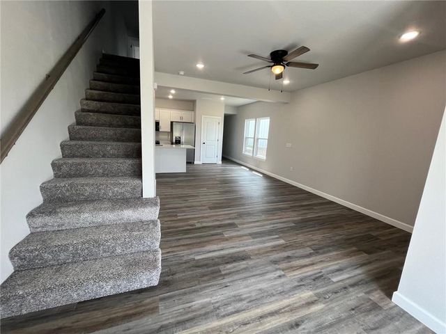 356 D SE 85 Road, Warrensburg, MO 64093