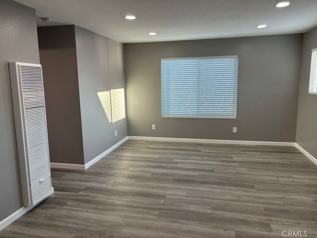 16971 Hoskins 3, Huntington Beach, CA 92649