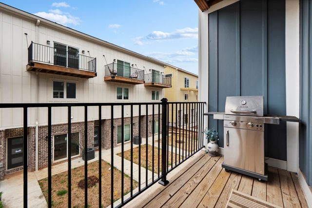 1027 Montague Place, Chattanooga, TN 37408