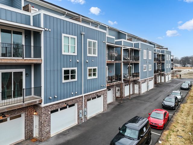 1027 Montague Place, Chattanooga, TN 37408