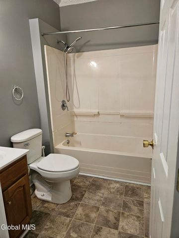 21 Broad Street, Schuylerville, NY 12871