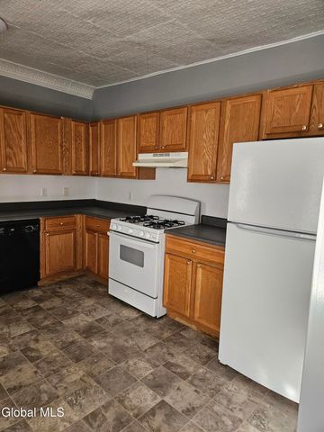 21 Broad Street, Schuylerville, NY 12871