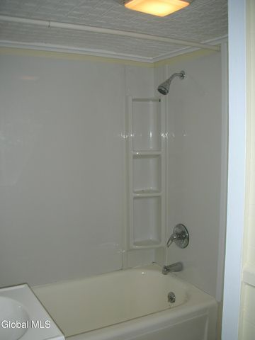 21 Broad Street, Schuylerville, NY 12871