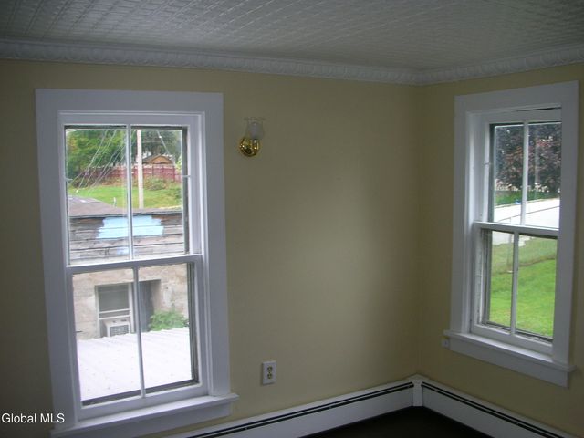 21 Broad Street, Schuylerville, NY 12871