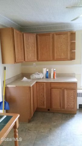 21 Broad Street, Schuylerville, NY 12871