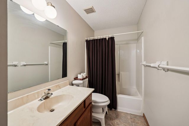 320 Karen Lane NE, Columbia Heights, MN 55421