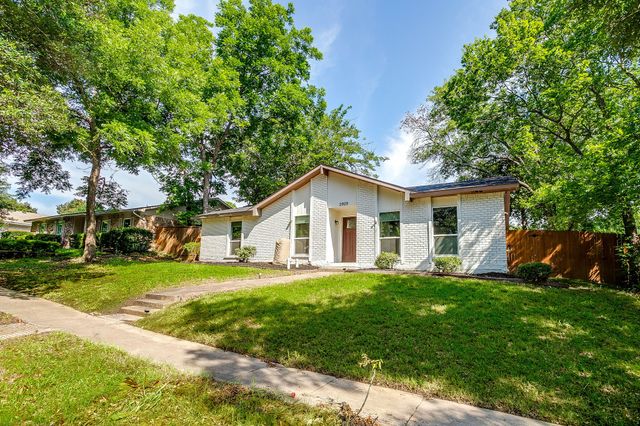 2909 Clover Valley Drive, Garland, TX 75043