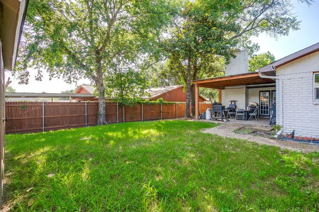 2909 Clover Valley Drive, Garland, TX 75043