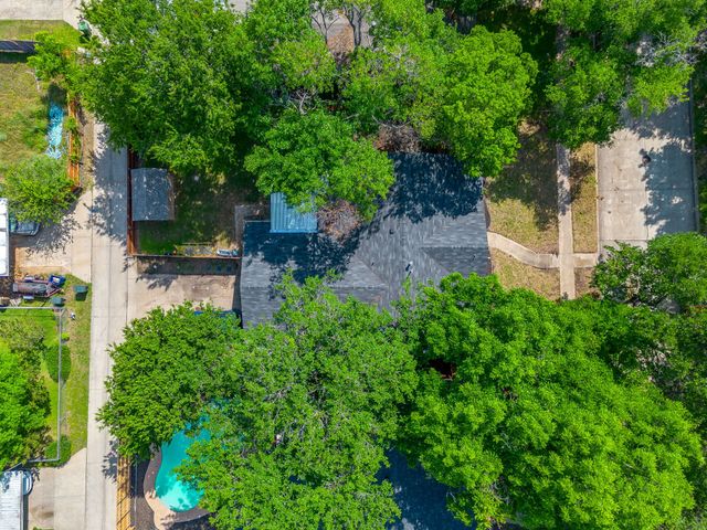 2909 Clover Valley Drive, Garland, TX 75043