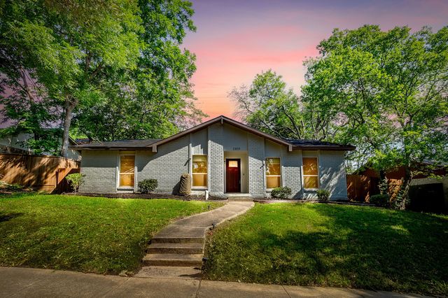 2909 Clover Valley Drive, Garland, TX 75043