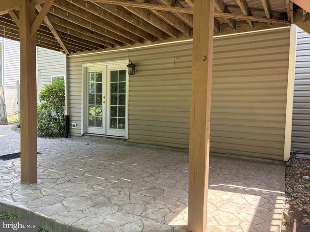21745 REGENTS PARK CIR, Sterling, VA 20166