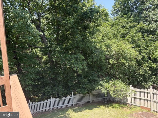 21745 REGENTS PARK CIR, Sterling, VA 20166