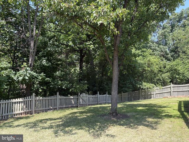 21745 REGENTS PARK CIR, Sterling, VA 20166