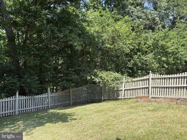 21745 REGENTS PARK CIR, Sterling, VA 20166