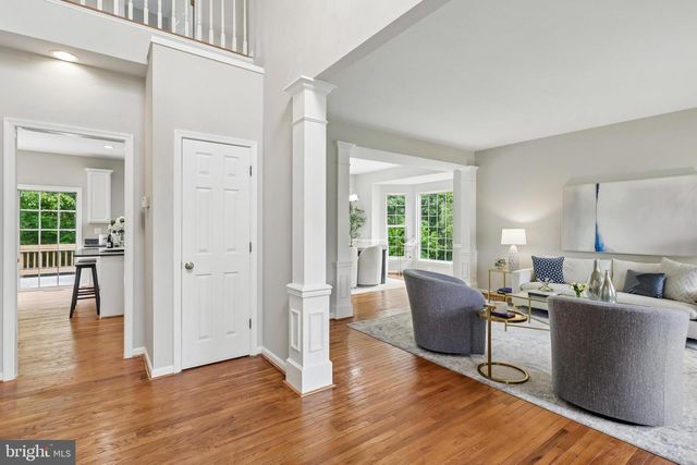21745 REGENTS PARK CIR, Sterling, VA 20166