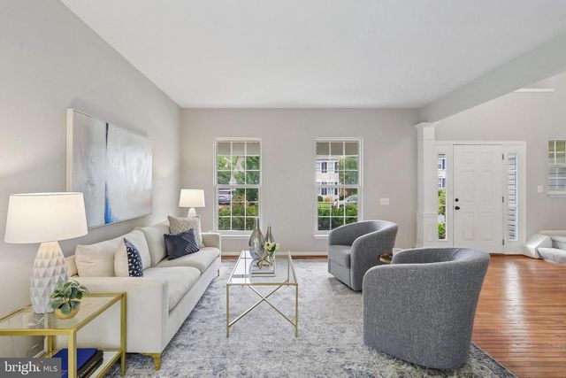 21745 REGENTS PARK CIR, Sterling, VA 20166