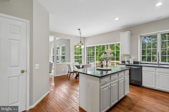21745 REGENTS PARK CIR, Sterling, VA 20166