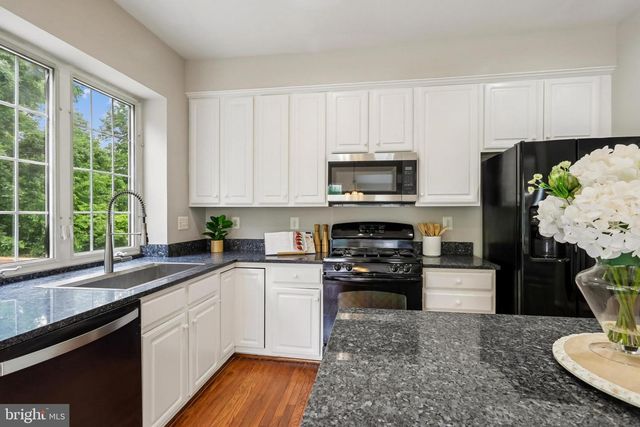 21745 REGENTS PARK CIR, Sterling, VA 20166